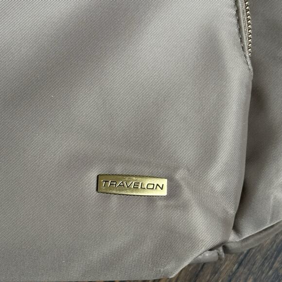 Travelon Anti-Theft Nylon Crossbody Purse Gray RFID Pockets Light Bag - Picture 3 of 10